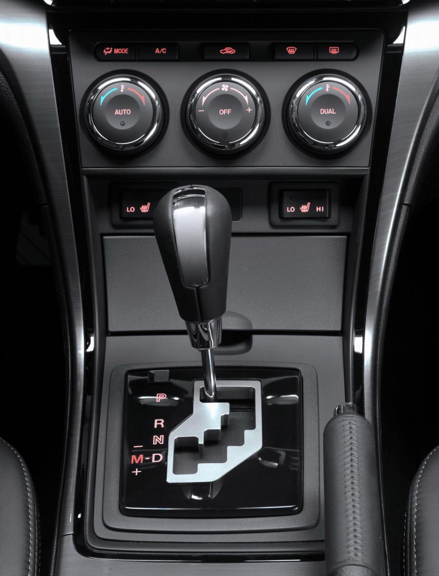  Mazda6 2011 года  (фото 65 из 113)